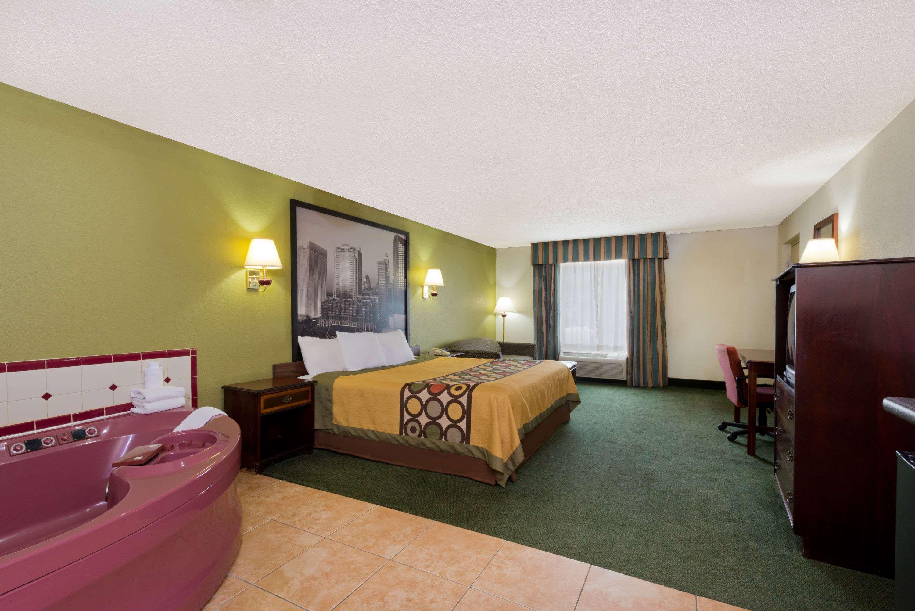 Super 8 By Wyndham Huntersville/Charlotte Area Exterior foto